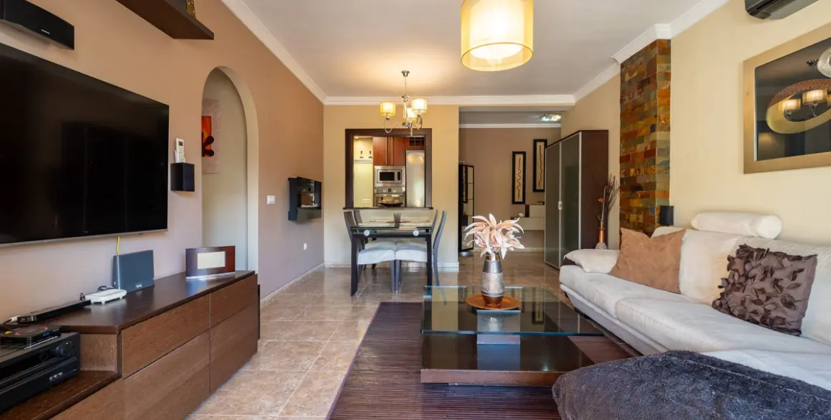 Sale of ground floor apartment in Arroyo de la Miel 19