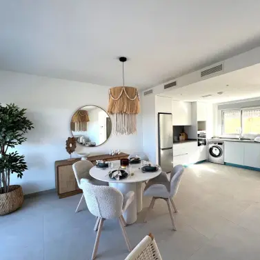 Sale of ground floor apartment in Estepona