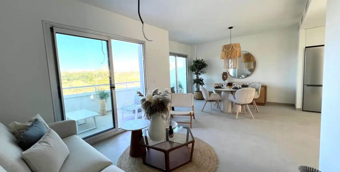 Sale of ground floor apartment in Estepona 3