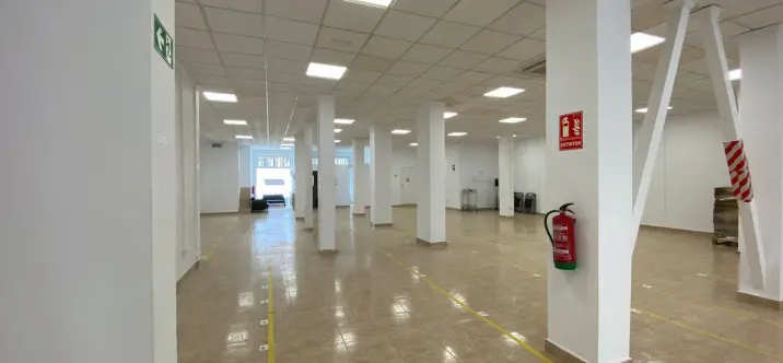 Продажа коммерческого помещения в Málaga 1