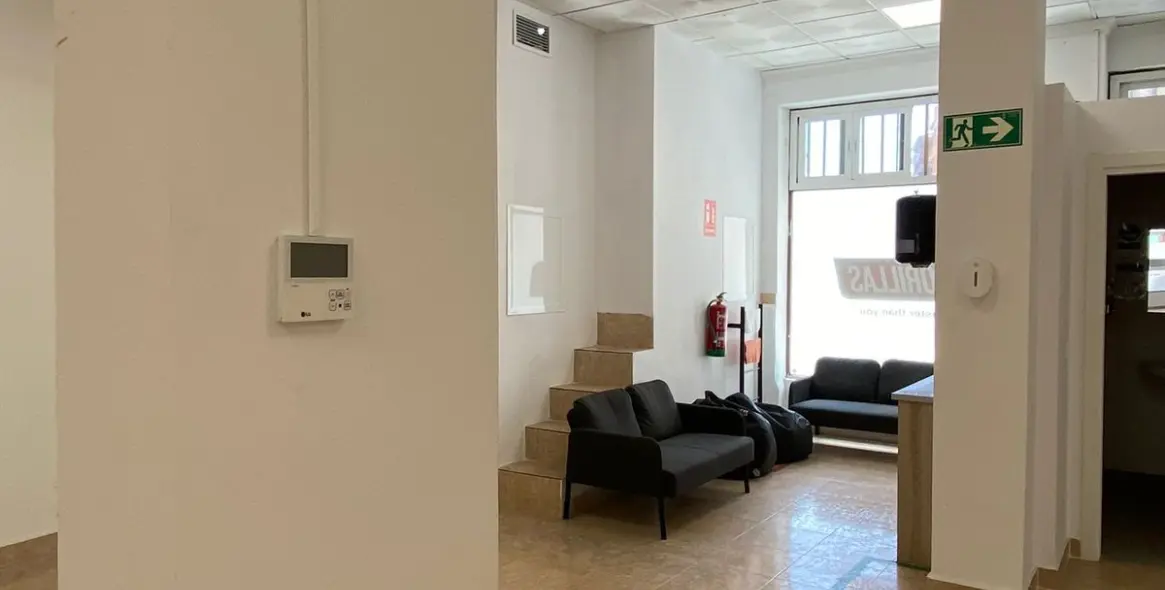 Sale of commercial premises in Málaga 12