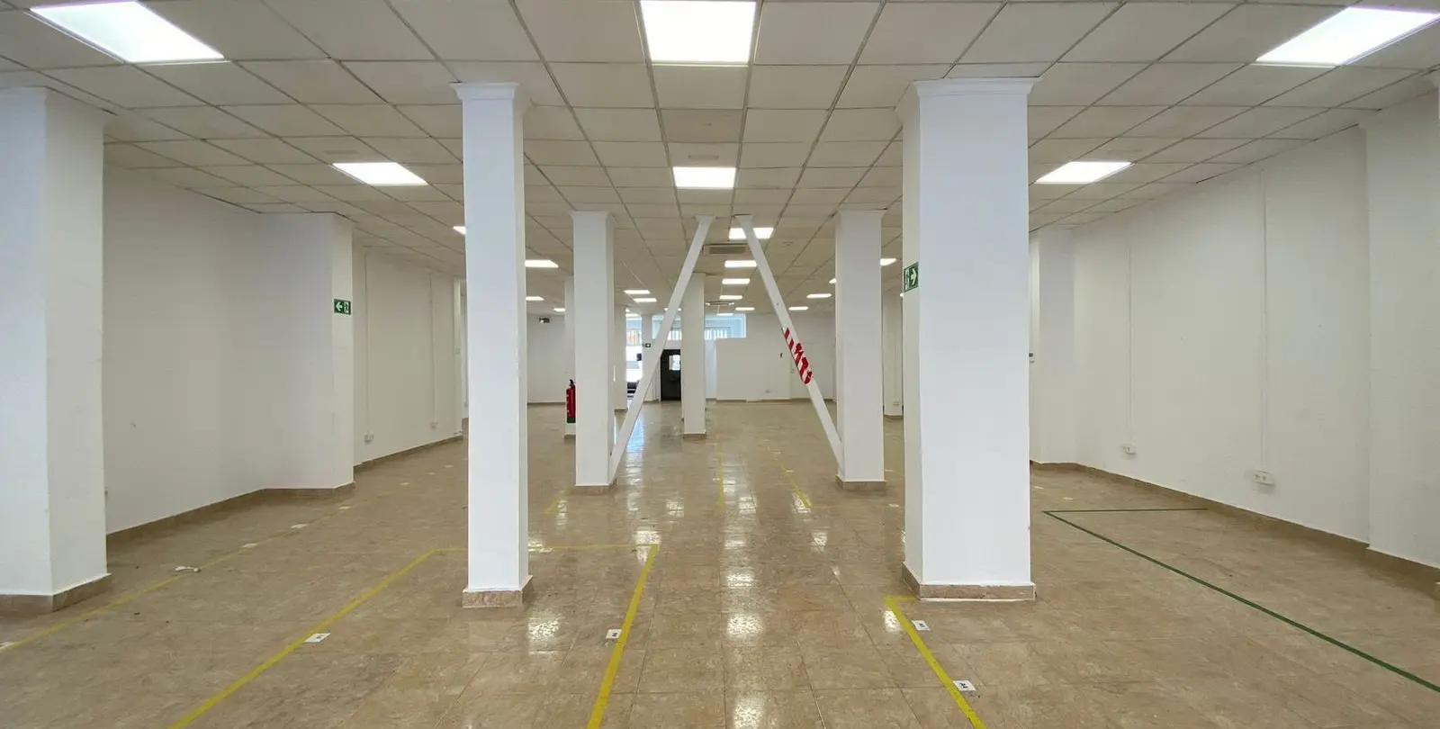 Venta de local comercial en Málaga 3