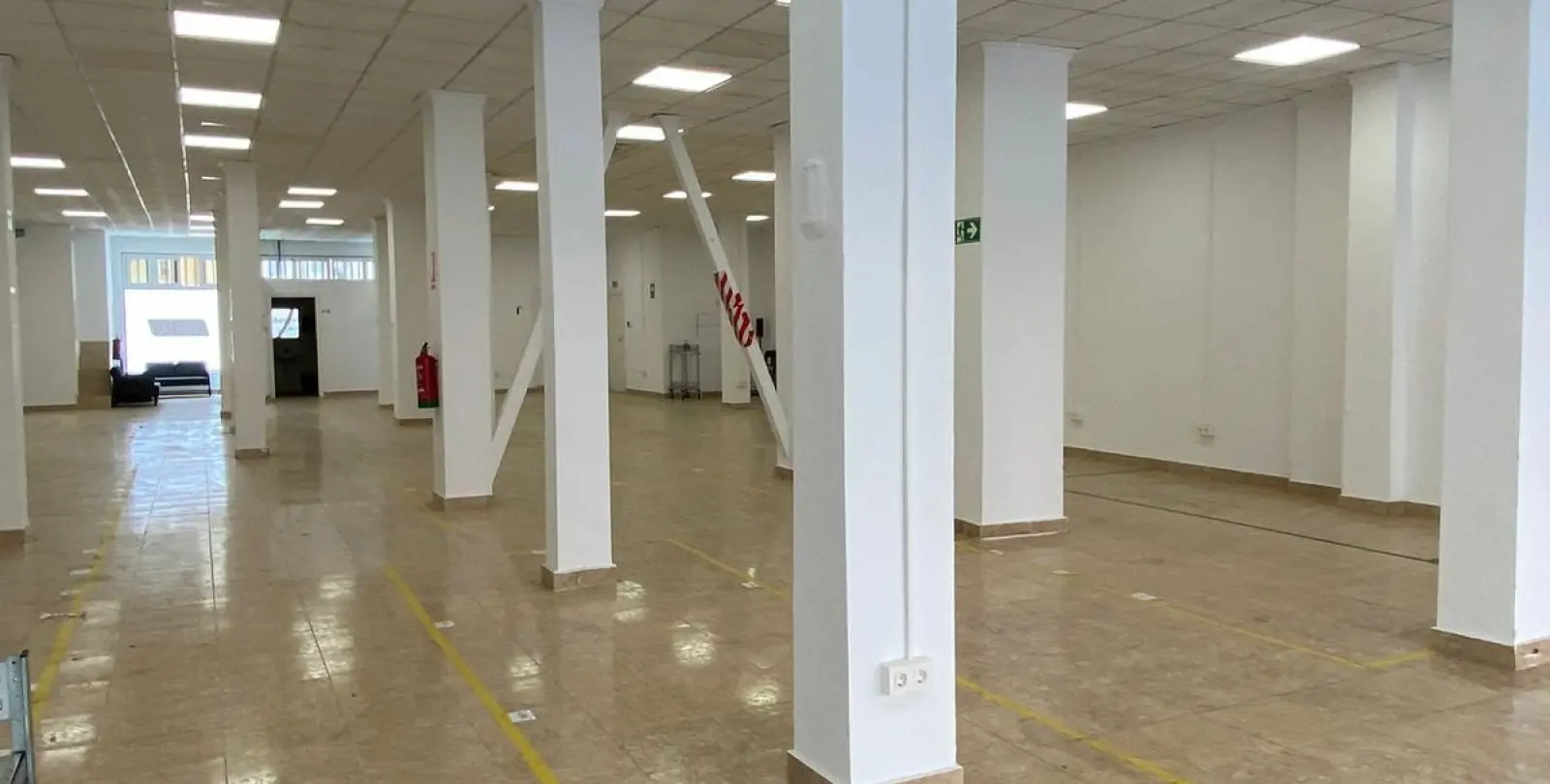 Venta de local comercial en Málaga 6
