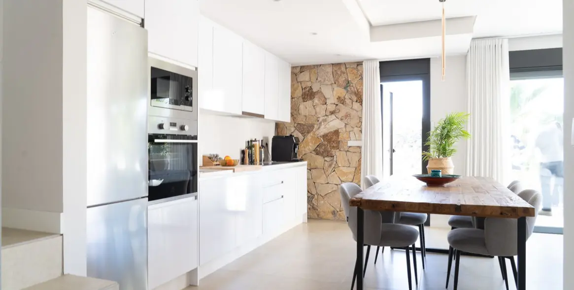 Sale of penthouse duplex in Estepona 7