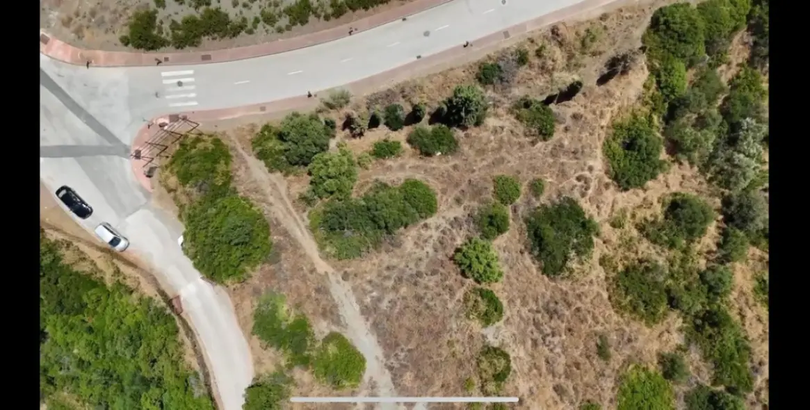 Продажа  жилого участка в Estepona 5