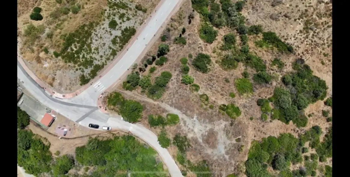 Продажа  жилого участка в Estepona 6