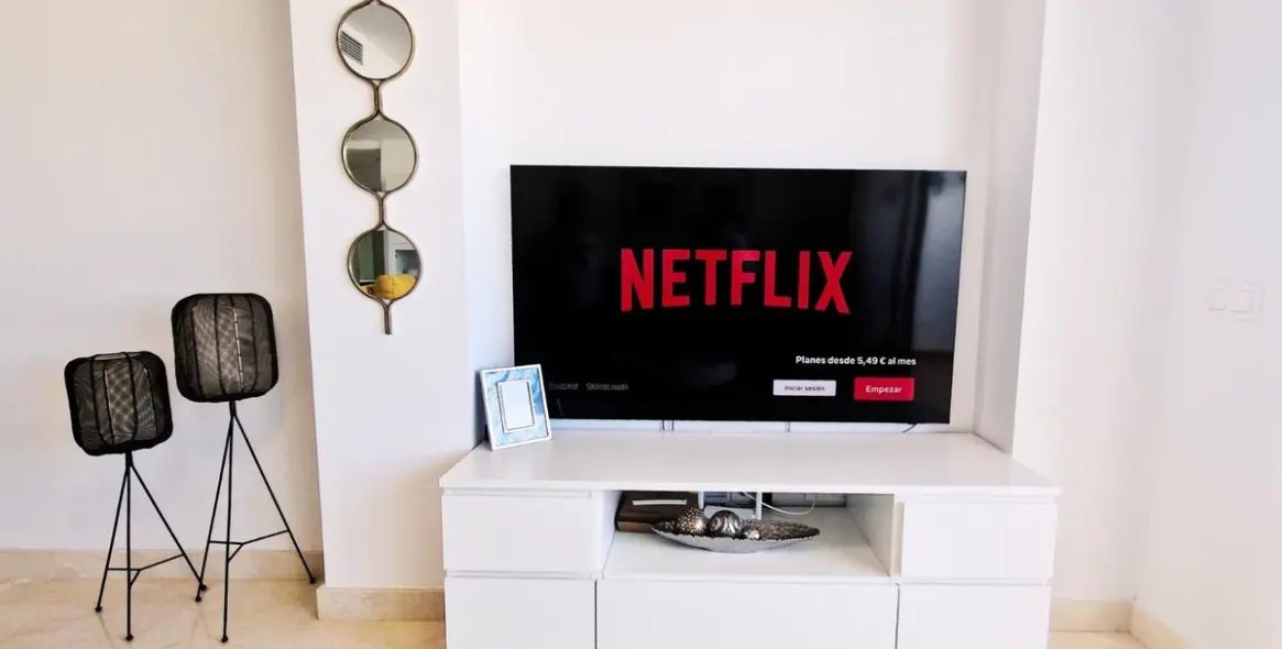 Долгосрочная аренда апартаментов на среднем этаже в Casares Playa 3