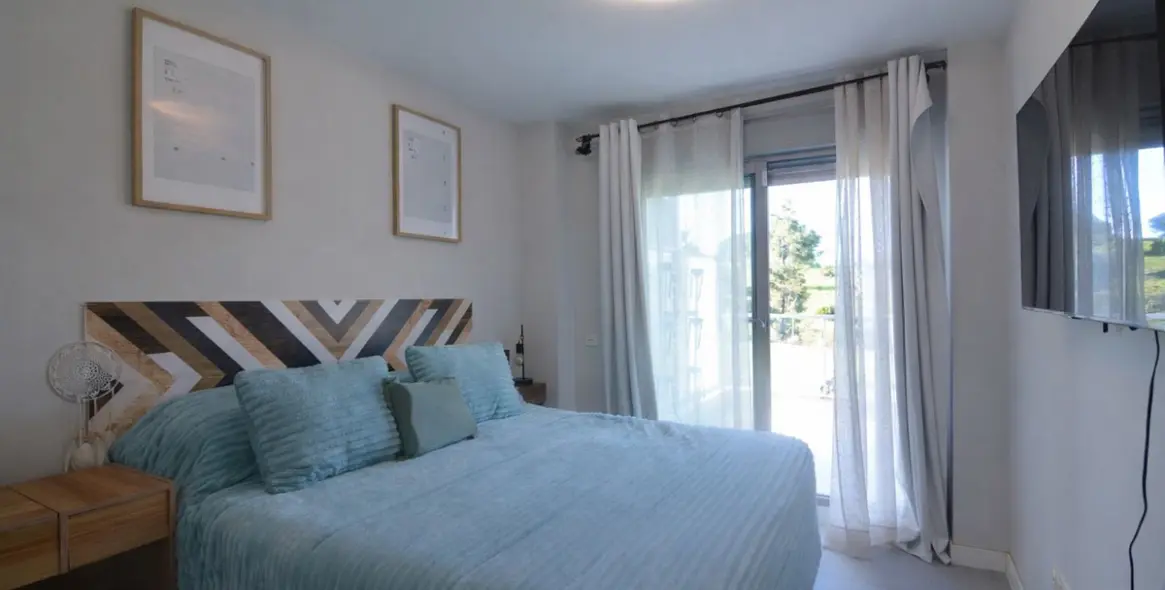 Продажа апартаментов на первом этаже в El Chaparral 13