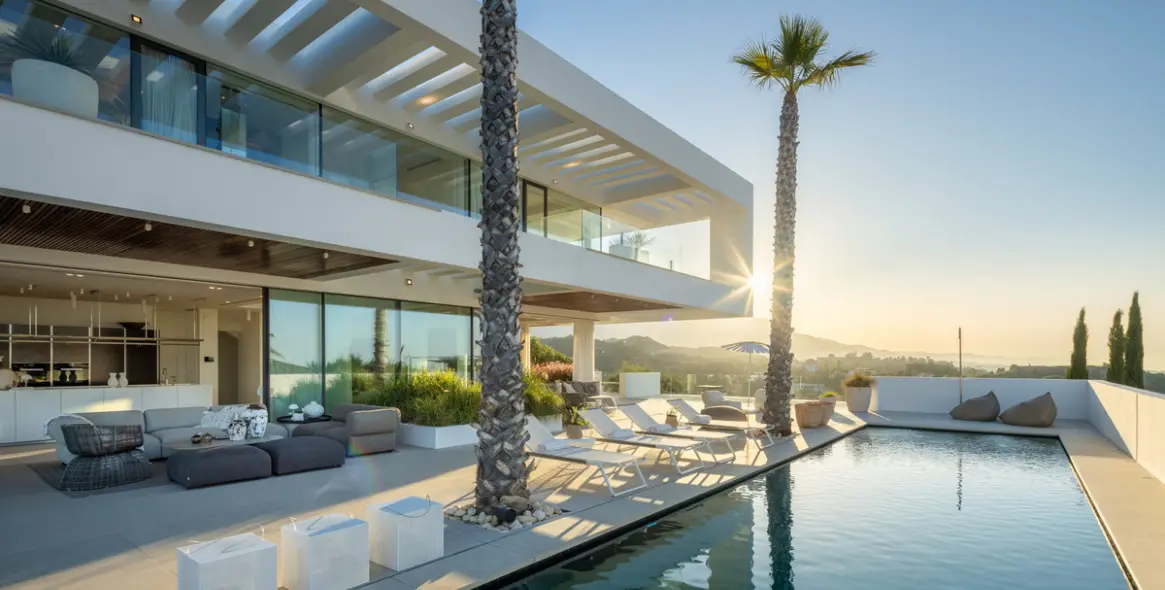 Продажа  отдельно стоящей виллы в La Quinta 5