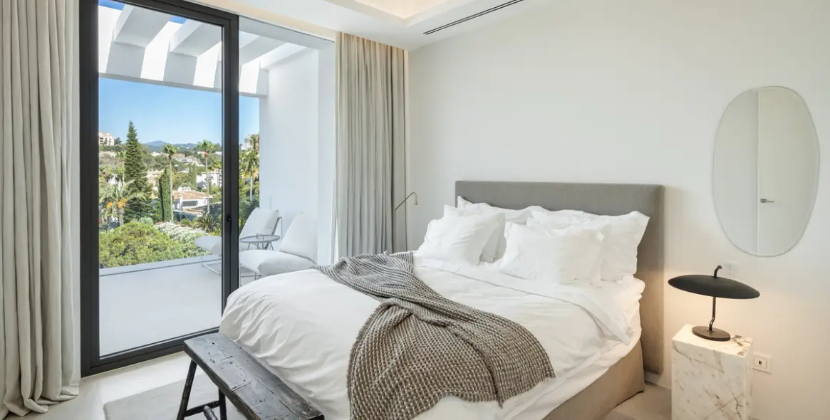 Продажа  отдельно стоящей виллы в La Quinta 19