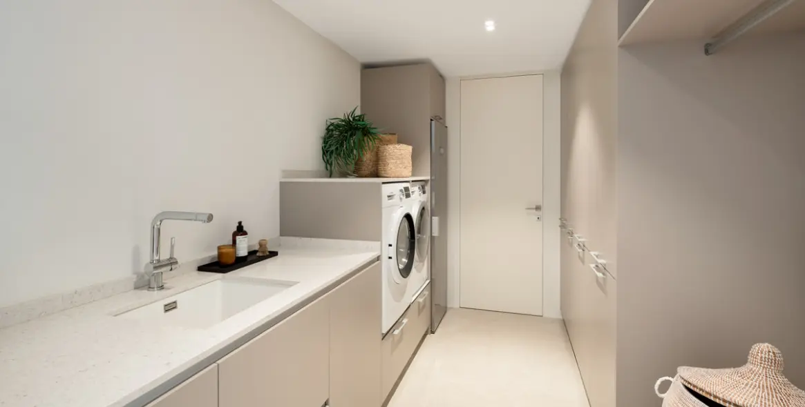 Sale of detached villa in La Quinta 21