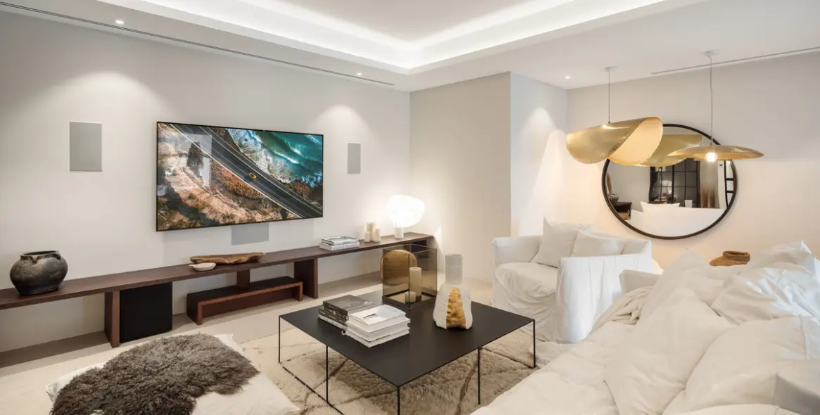 Sale of detached villa in La Quinta 26