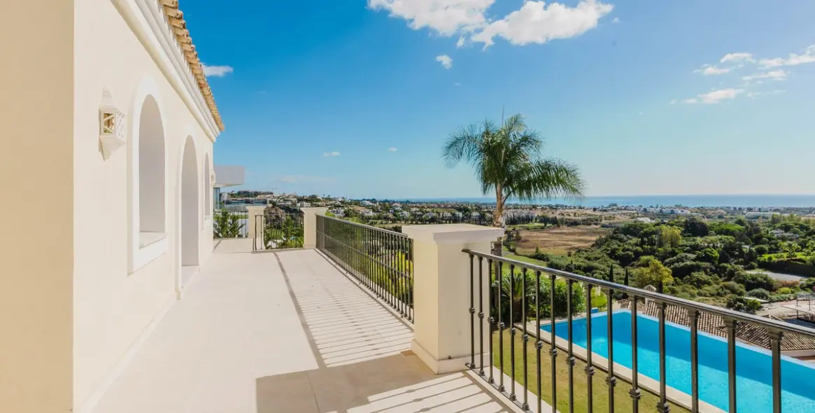 Long-term rent of detached villa in Los Flamingos 3