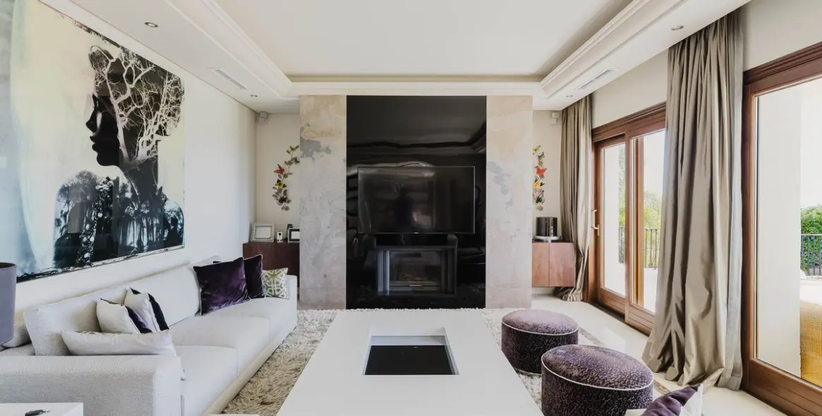 Long-term rent of detached villa in Los Flamingos 9