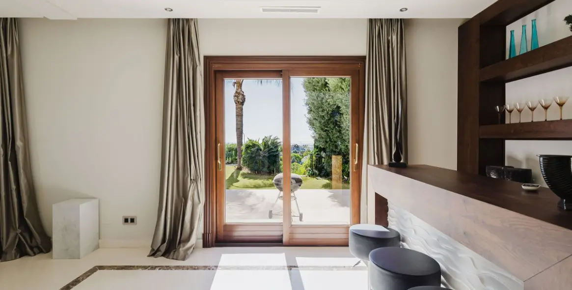 Long-term rent of detached villa in Los Flamingos 21