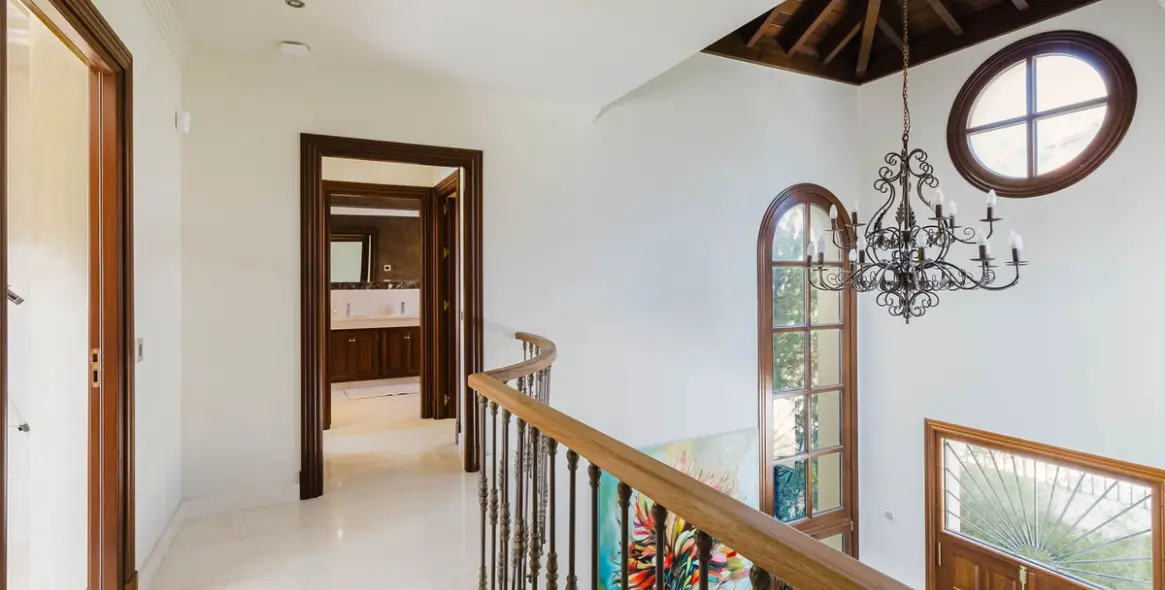 Long-term rent of detached villa in Los Flamingos 38