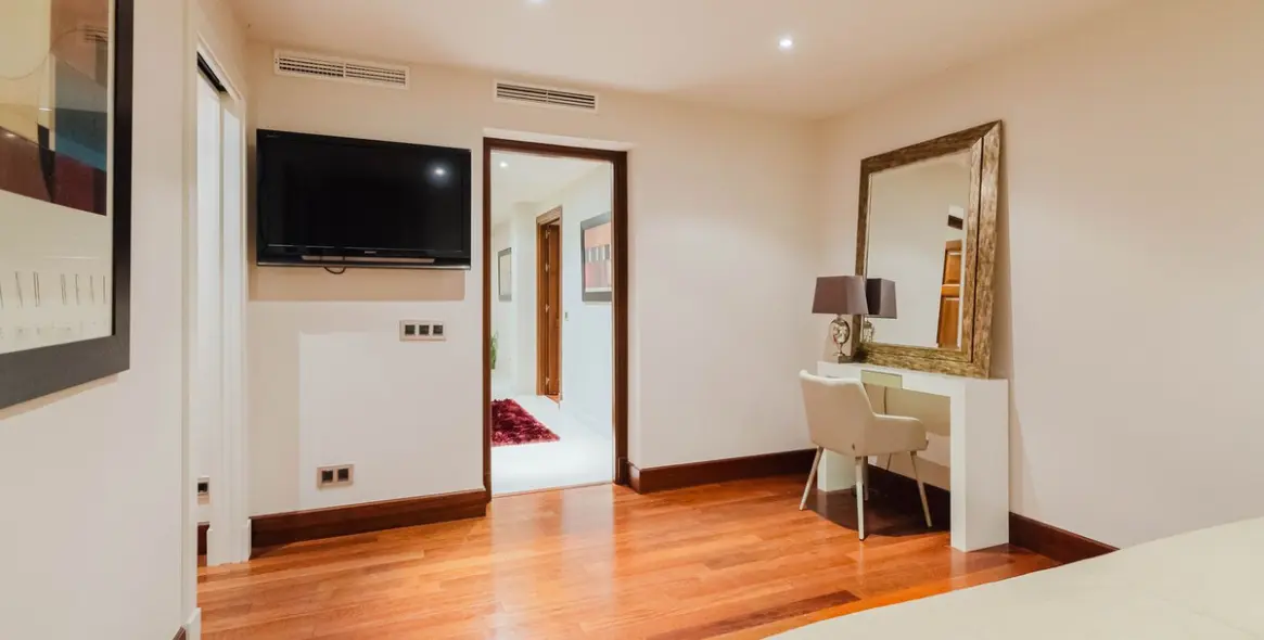 Long-term rent of detached villa in Los Flamingos 47