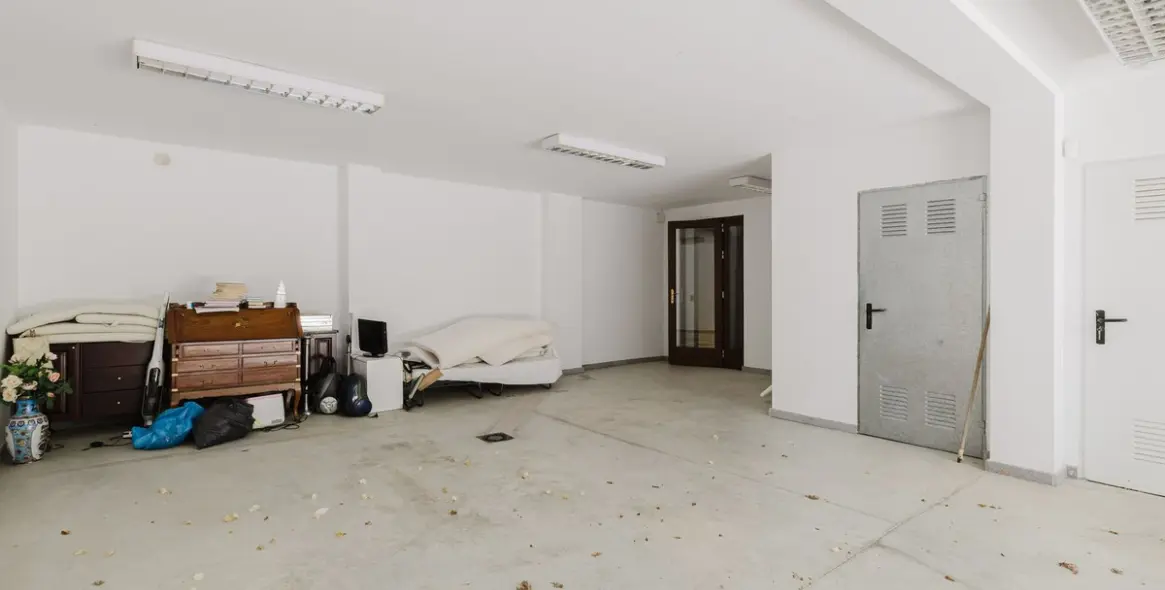 Long-term rent of detached villa in Los Flamingos 66