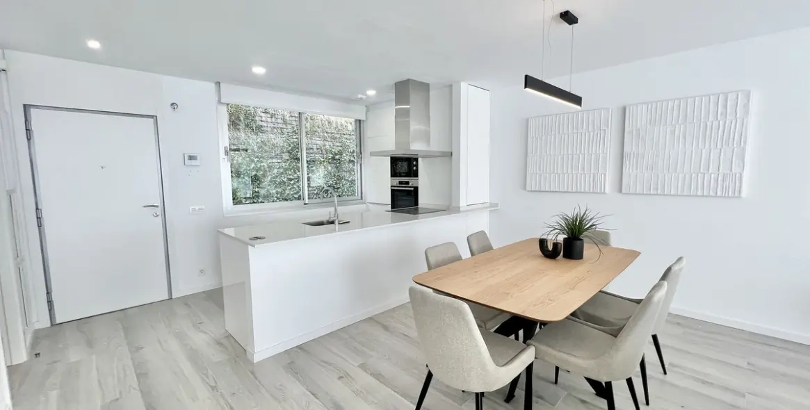 Alquiler a largo plazo de casa pareada en Cancelada 8