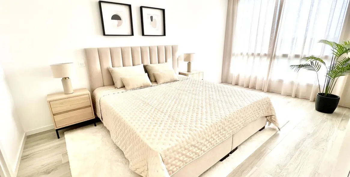 Alquiler a largo plazo de casa pareada en Cancelada 11