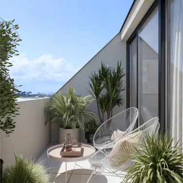 Sale of middle floor apartment in Fuengirola