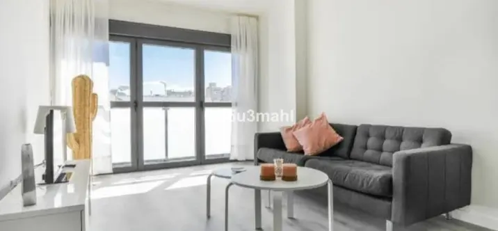 Продажа апартаментов на среднем этаже в Málaga 1