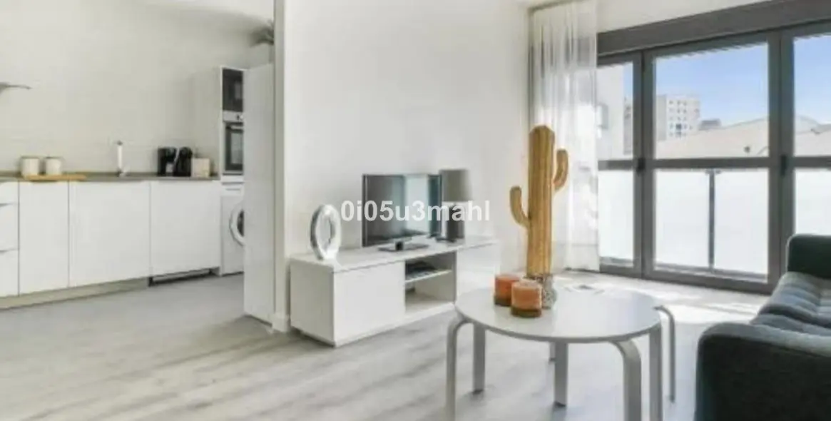 Продажа апартаментов на среднем этаже в Málaga 7