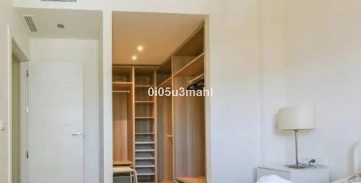 Venta de apartamento en planta media en Málaga 17