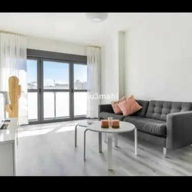 Sale of middle floor apartment in Málaga