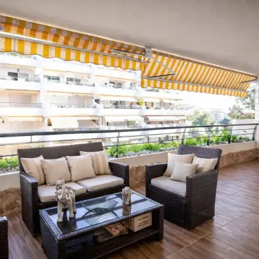 Sale of middle floor apartment in Guadalmina Alta