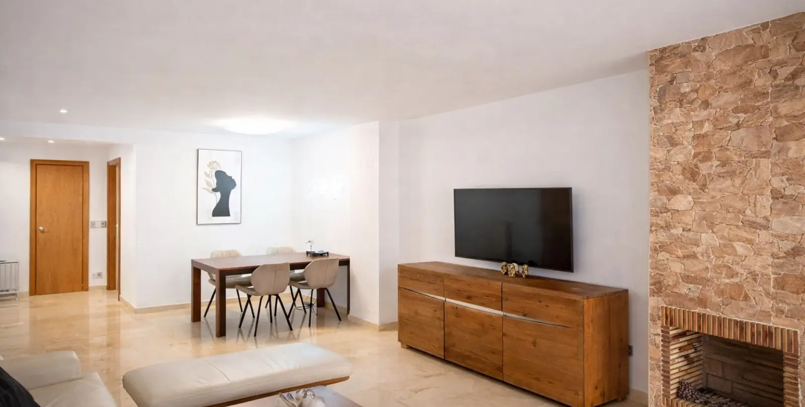 Sale of middle floor apartment in Guadalmina Alta 4
