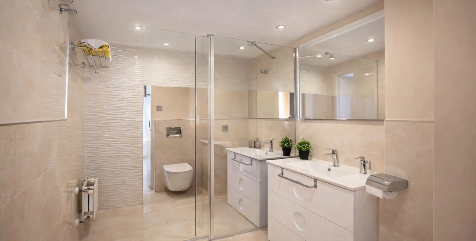 Sale of middle floor apartment in Guadalmina Alta 13