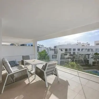 Sale of middle floor apartment in Selwo