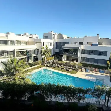 Sale of middle floor apartment in Selwo