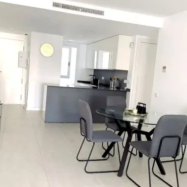 Sale of middle floor apartment in Selwo