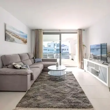 Sale of middle floor apartment in Selwo