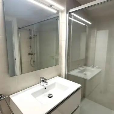 Sale of middle floor apartment in Selwo