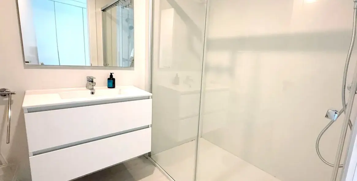 Sale of middle floor apartment in Selwo 7