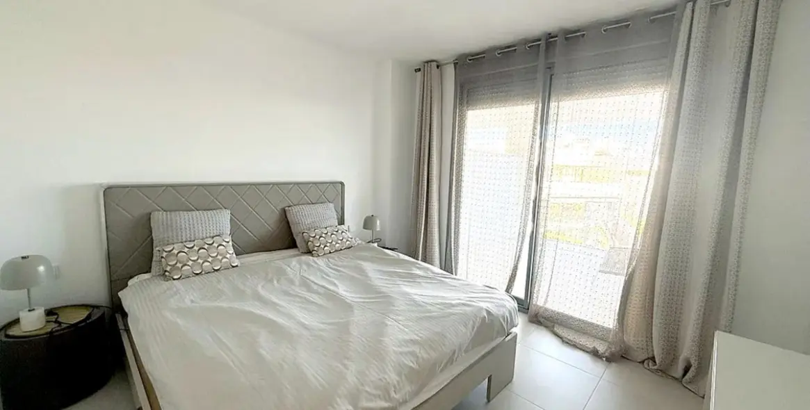 Sale of middle floor apartment in Selwo 9