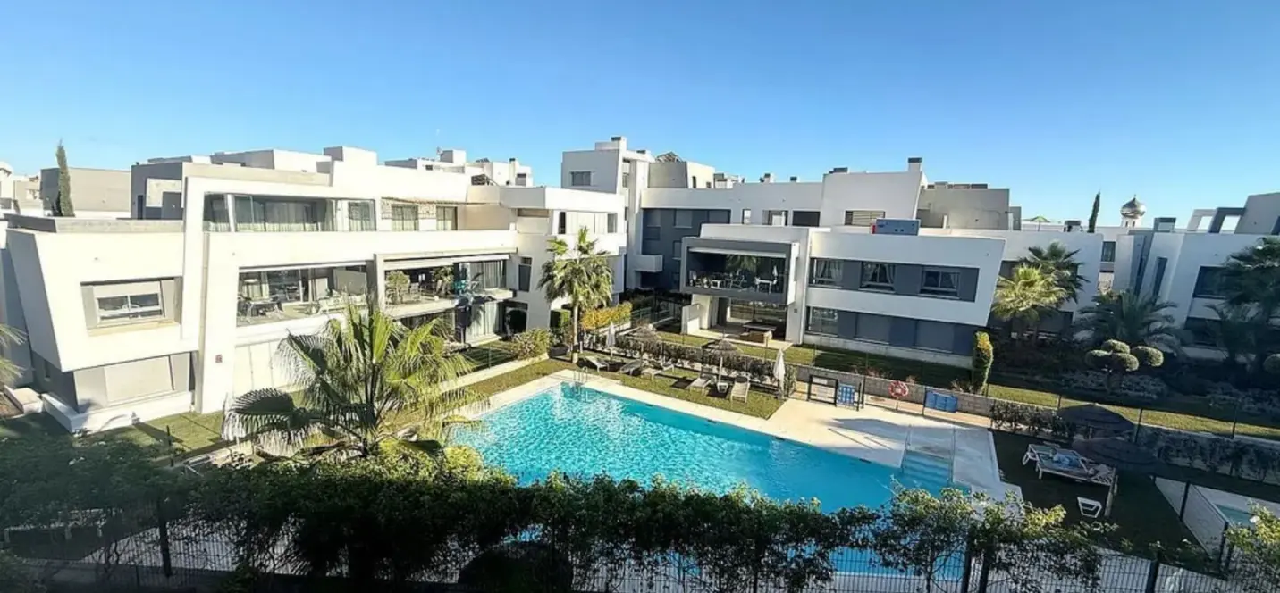 Sale of middle floor apartment in Selwo 1