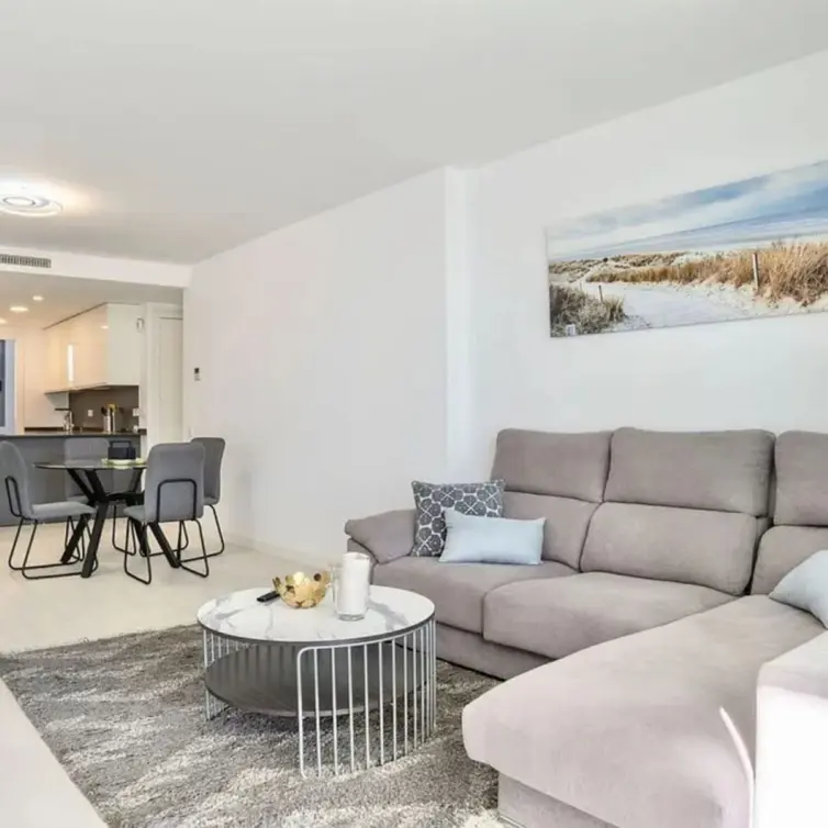 Sale of middle floor apartment in Selwo