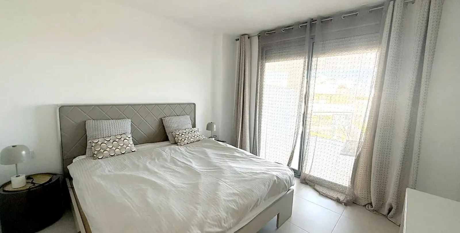 Sale of middle floor apartment in Selwo 9