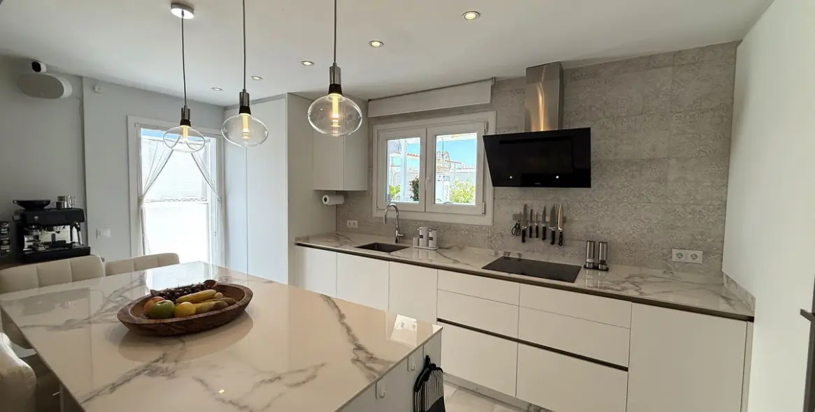 Продажа пентхауса в Estepona 17