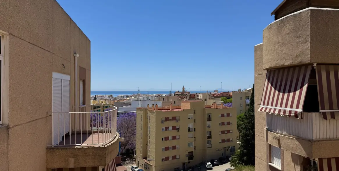 Sale of penthouse in Estepona 34