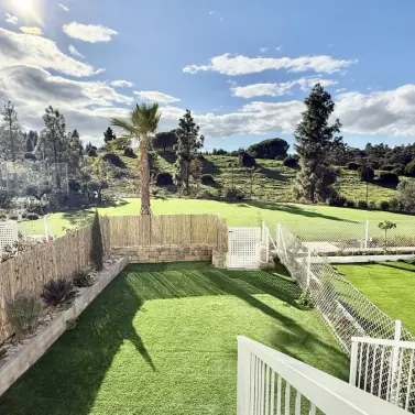 Продажа апартаментов на первом этаже в La Cala de Mijas