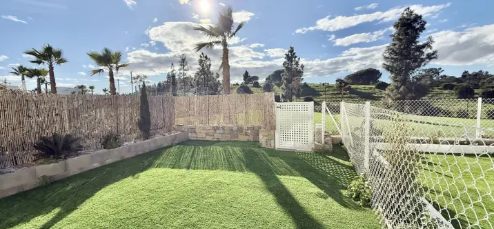 Продажа апартаментов на первом этаже в La Cala de Mijas 2