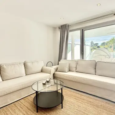 Продажа апартаментов на первом этаже в La Cala de Mijas