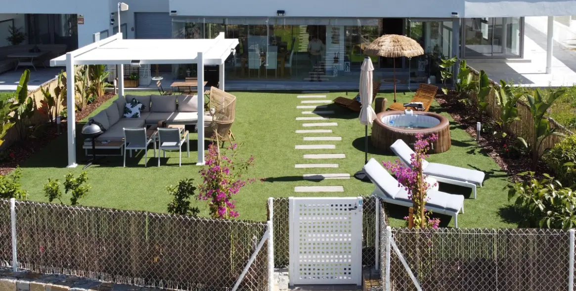 Продажа апартаментов на первом этаже в El Chaparral 2