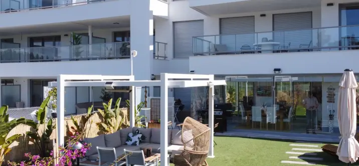 Продажа апартаментов на первом этаже в El Chaparral 2