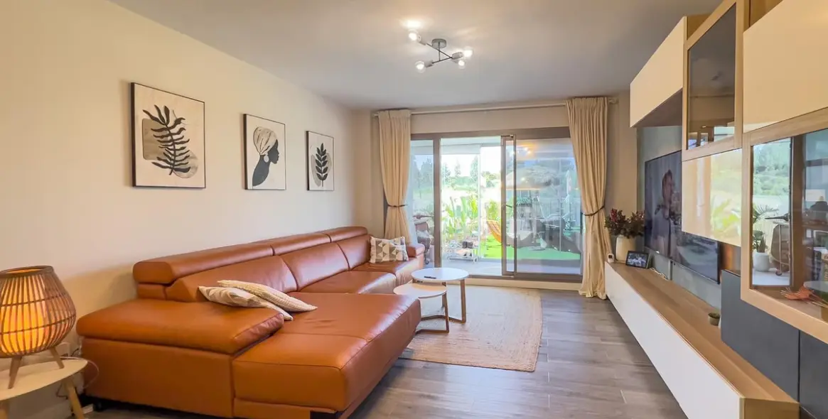 Продажа апартаментов на первом этаже в El Chaparral 4